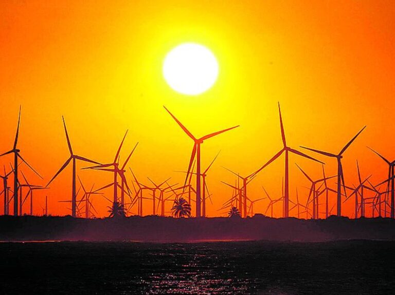 Parque eólico no Rio Grande do Norte: Brasil é líder em energia solar e eólica de baixo custo. Foto: JF Dorio/Estadão.